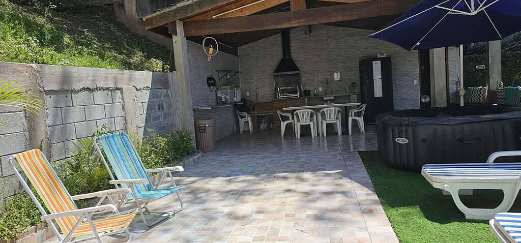 Casa de Condomínio à venda com 3 quartos, 358m² - Foto 33