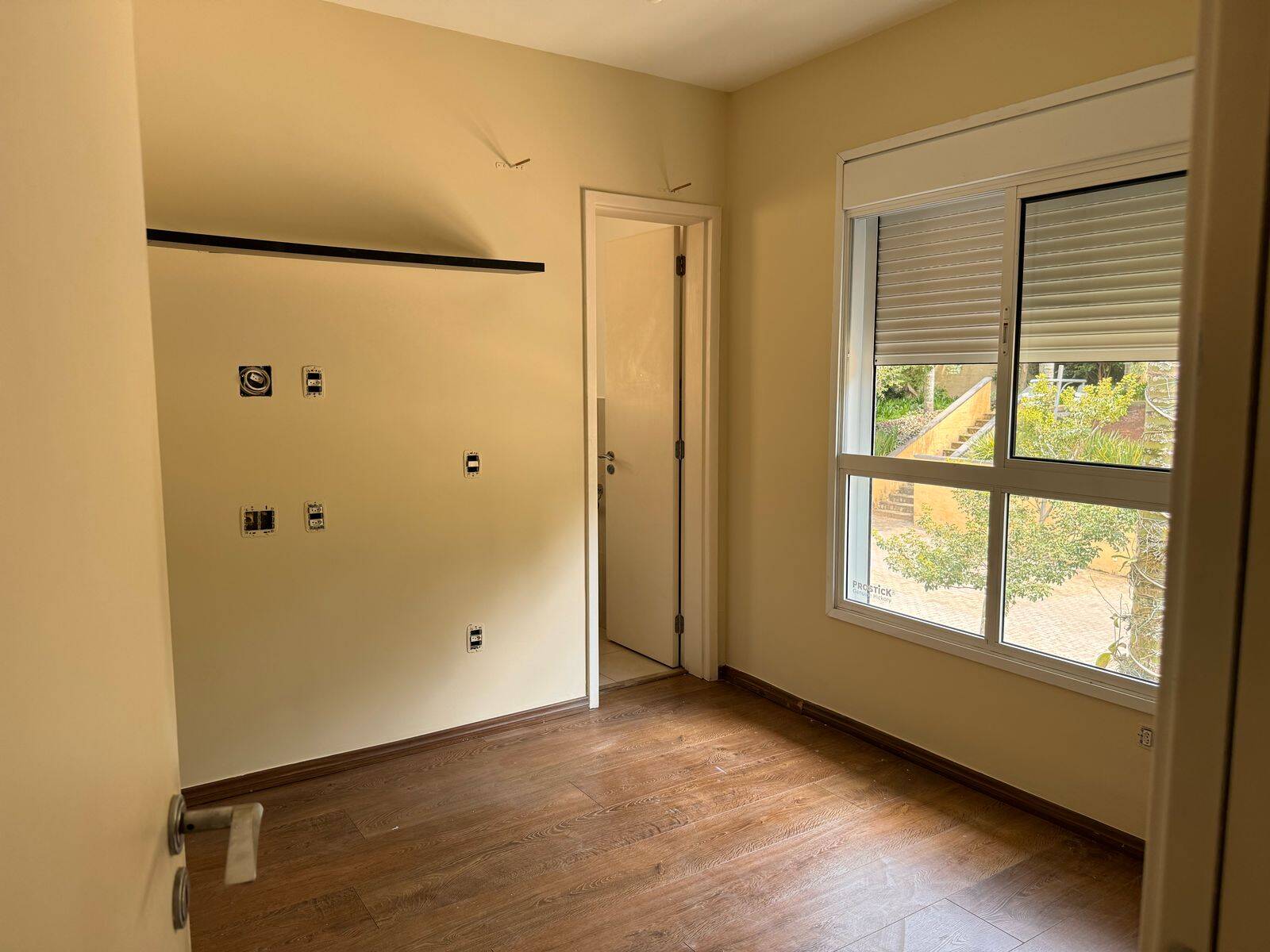 Casa de Condomínio à venda e aluguel com 4 quartos, 320m² - Foto 8