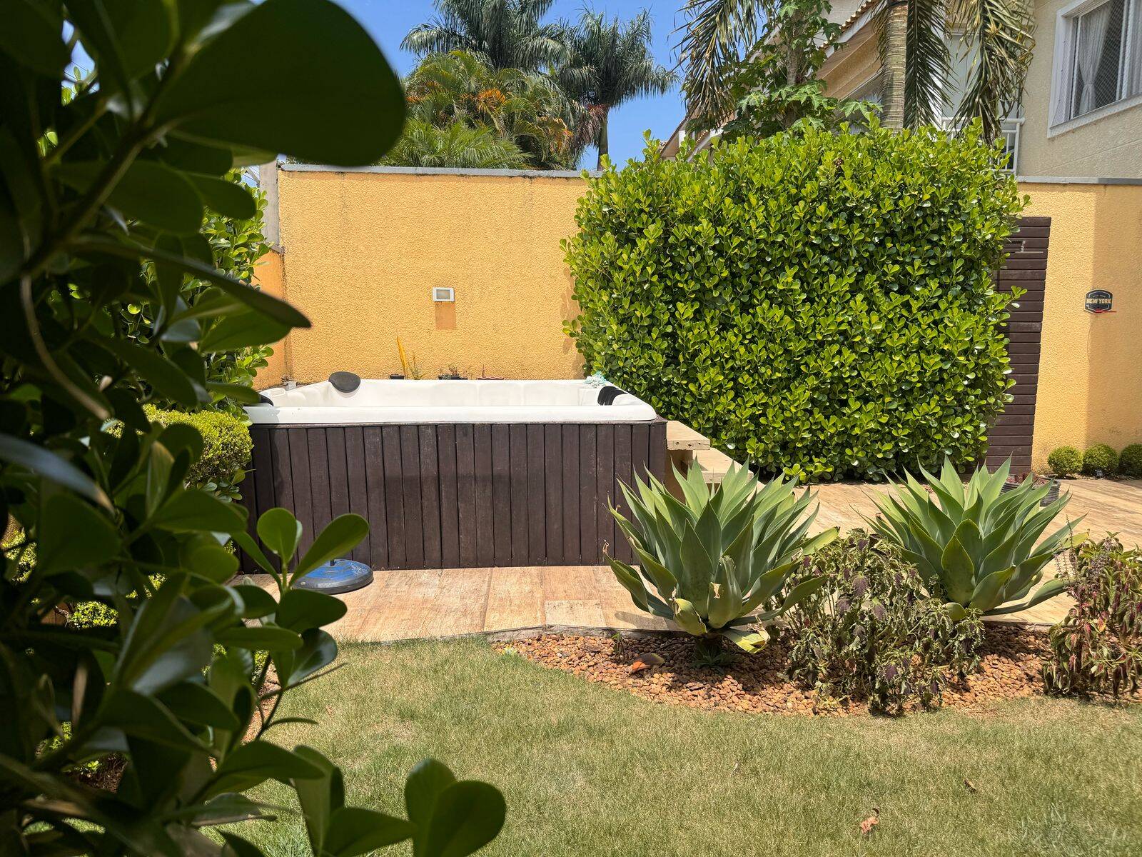 Casa de Condomínio à venda e aluguel com 4 quartos, 320m² - Foto 22