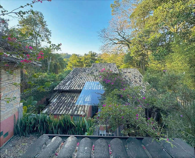 Casa de Condomínio à venda com 4 quartos, 417m² - Foto 2