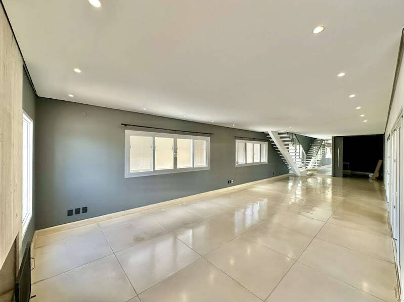 Casa de Condomínio à venda e aluguel com 4 quartos, 358m² - Foto 13