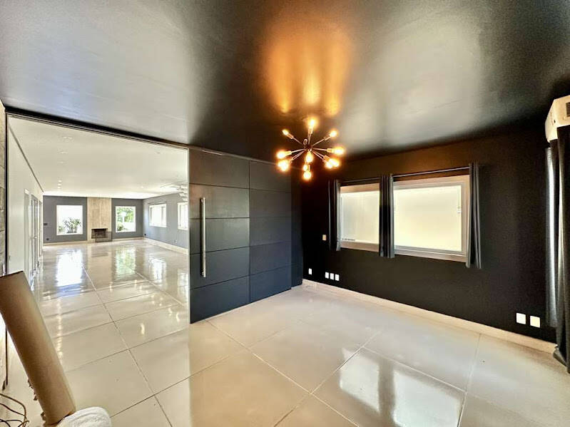 Casa de Condomínio à venda e aluguel com 4 quartos, 358m² - Foto 19