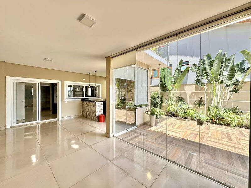 Casa de Condomínio à venda e aluguel com 4 quartos, 358m² - Foto 25