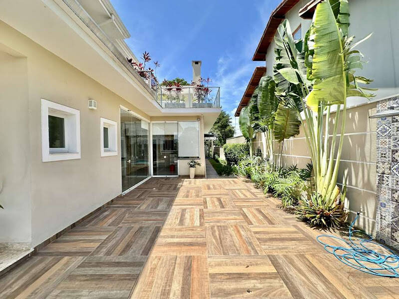 Casa de Condomínio à venda e aluguel com 4 quartos, 358m² - Foto 40