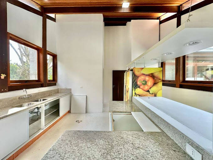 Casa de Condomínio à venda com 4 quartos, 345m² - Foto 14