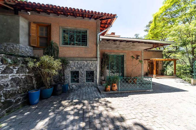 Casa à venda com 6 quartos, 821m² - Foto 3