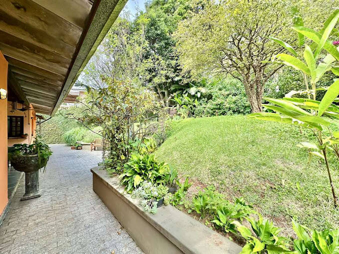 Casa, 4 quartos, 218 m² - Foto 37