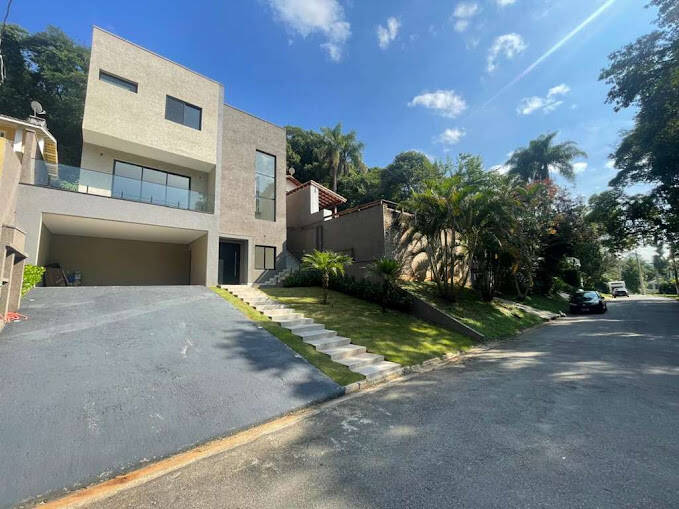 Casa de Condomínio à venda com 3 quartos, 221m² - Foto 1