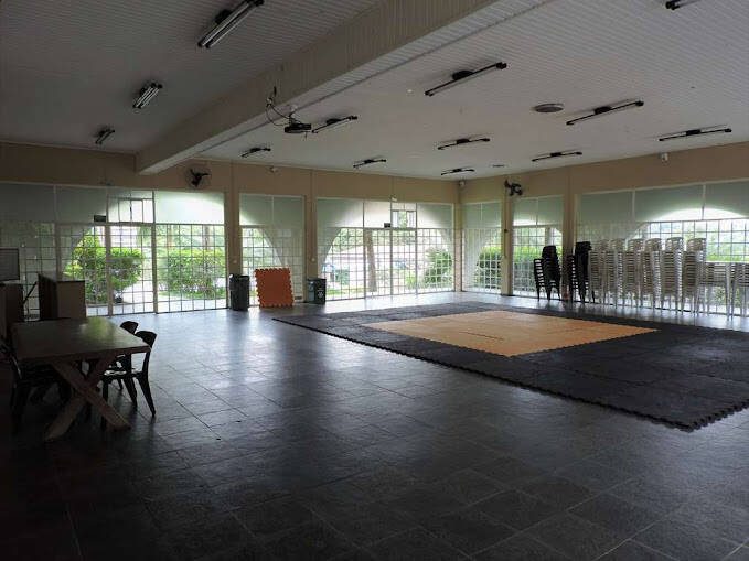 Casa de Condomínio à venda com 3 quartos, 221m² - Foto 4