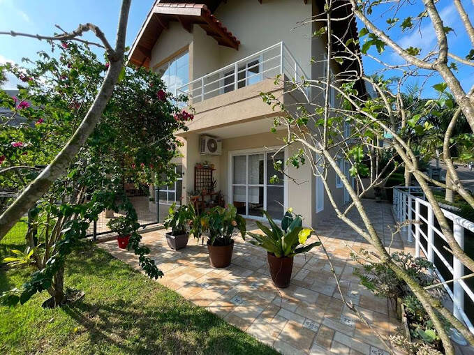 Casa de Condomínio à venda com 3 quartos, 300m² - Foto 10