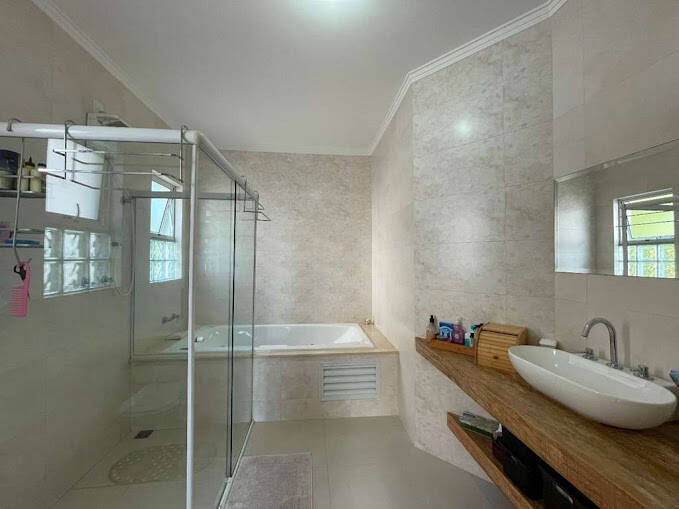 Casa de Condomínio à venda com 3 quartos, 300m² - Foto 35