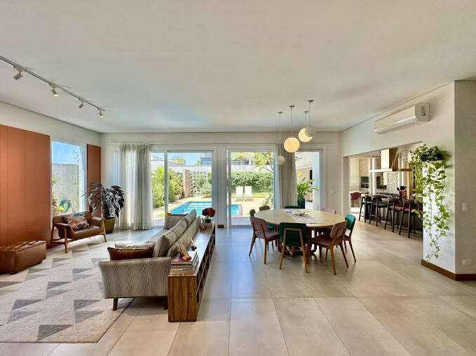 Casa de Condomínio à venda com 4 quartos, 345m² - Foto 18