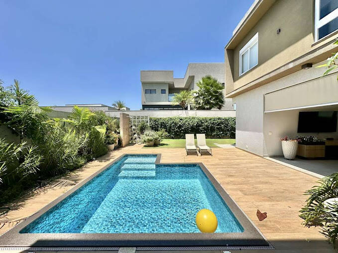 Casa de Condomínio à venda com 4 quartos, 345m² - Foto 44