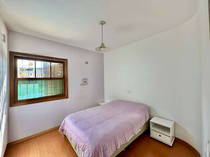 Casa de Condomínio à venda com 4 quartos, 359m² - Foto 27