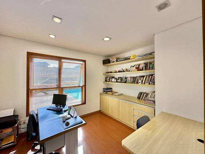 Casa de Condomínio à venda com 4 quartos, 359m² - Foto 25