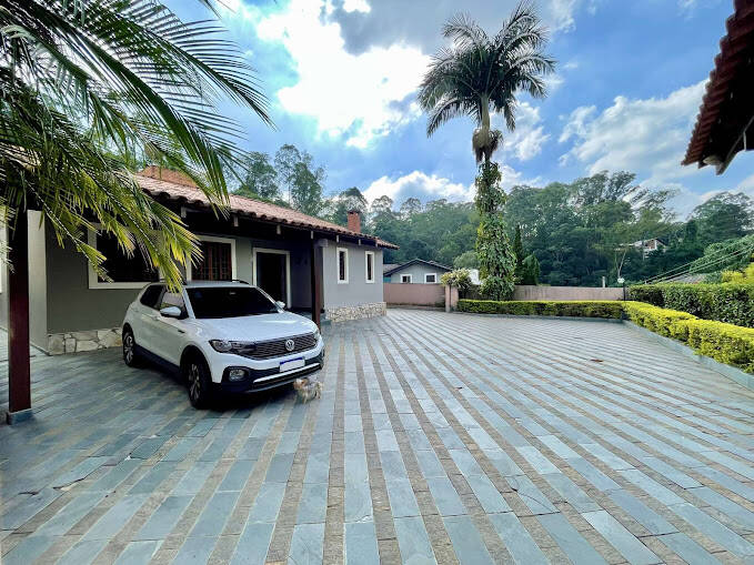Casa de Condomínio à venda com 3 quartos, 412m² - Foto 3