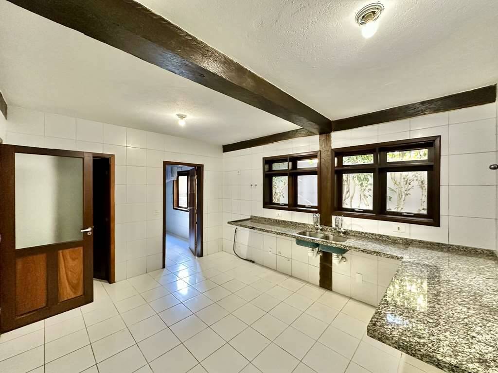 Casa de Condomínio à venda com 5 quartos, 321m² - Foto 13