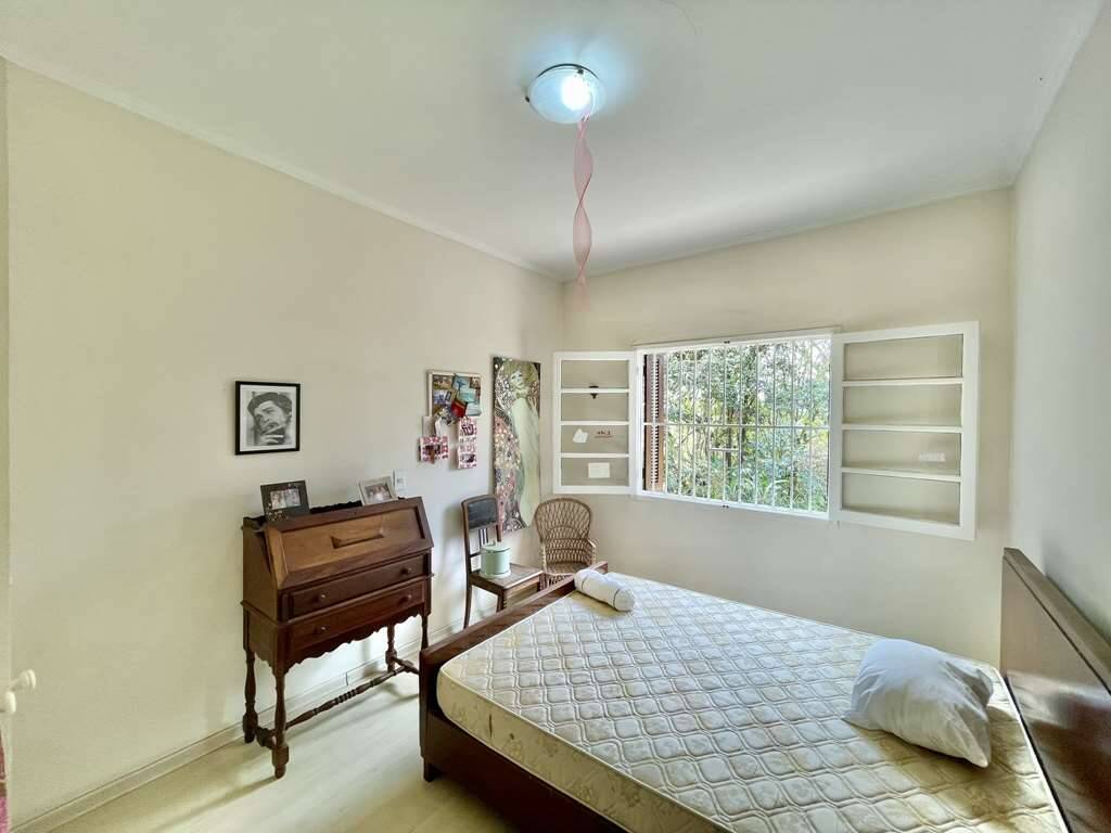 Casa de Condomínio à venda com 4 quartos, 398m² - Foto 18