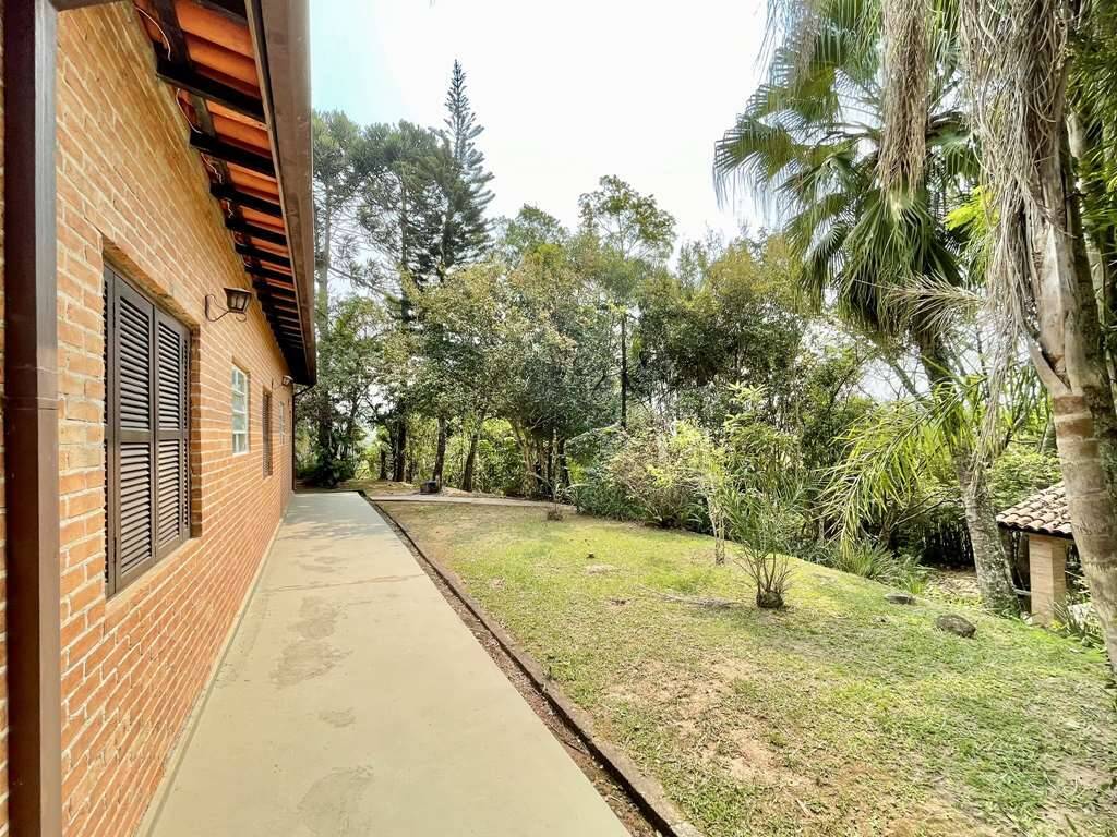 Casa de Condomínio à venda com 4 quartos, 398m² - Foto 13