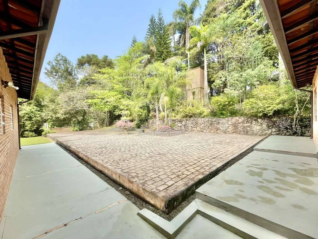 Casa de Condomínio à venda com 4 quartos, 398m² - Foto 23