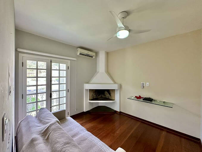 Casa de Condomínio à venda e aluguel com 5 quartos, 650m² - Foto 16