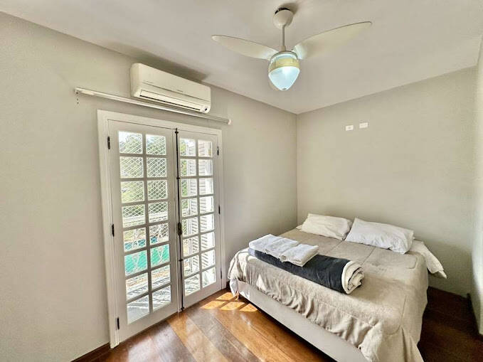 Casa de Condomínio à venda e aluguel com 5 quartos, 650m² - Foto 21