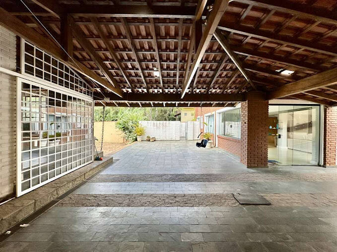Casa de Condomínio à venda e aluguel com 5 quartos, 650m² - Foto 27