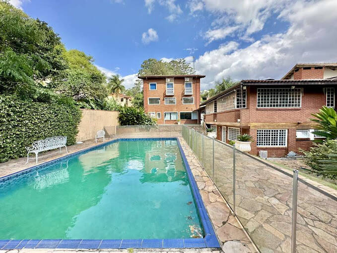 Casa de Condomínio à venda e aluguel com 5 quartos, 650m² - Foto 34