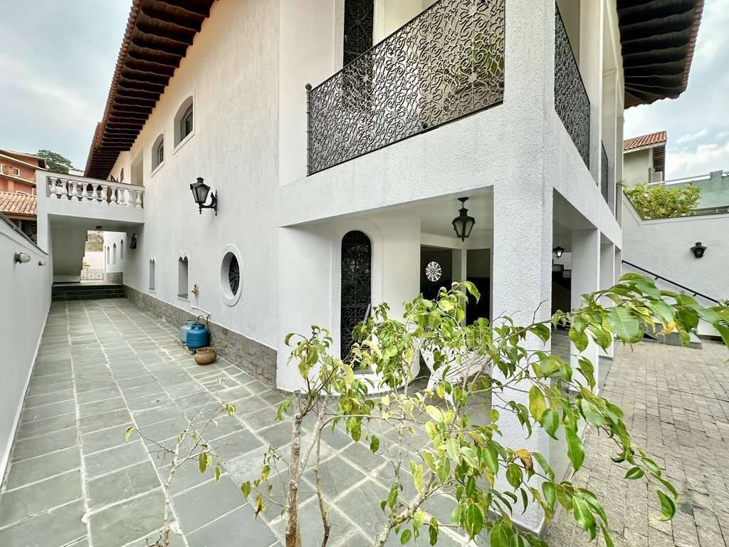 Casa à venda com 3 quartos, 432m² - Foto 10