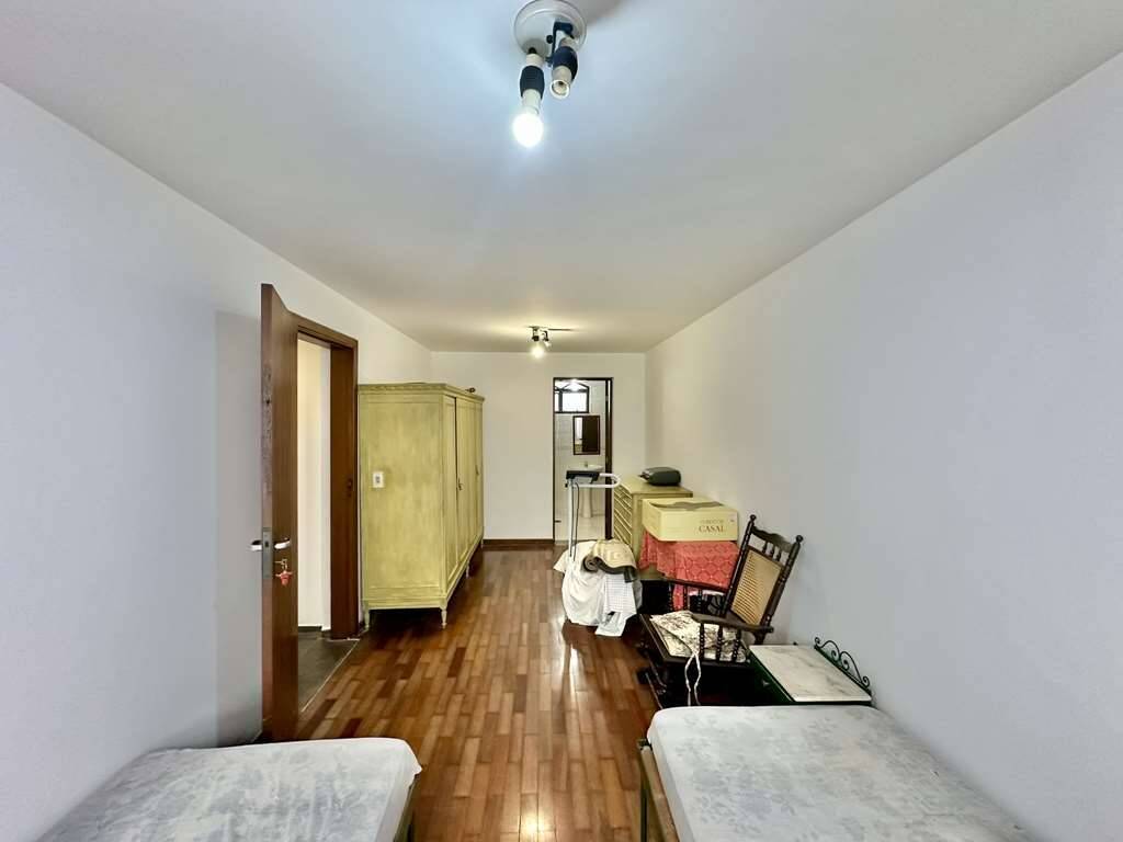 Casa à venda com 3 quartos, 432m² - Foto 11