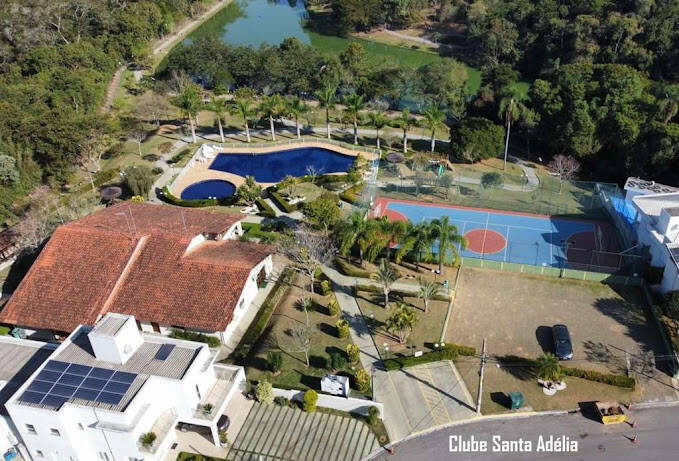 Casa de Condomínio à venda com 3 quartos, 382m² - Foto 2