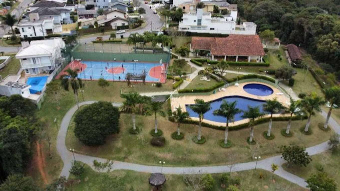 Casa de Condomínio à venda com 3 quartos, 382m² - Foto 6