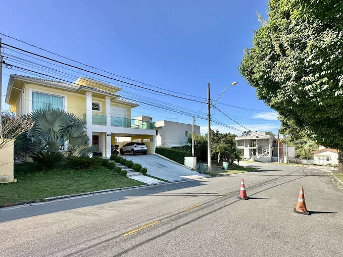 Casa de Condomínio à venda com 3 quartos, 382m² - Foto 5