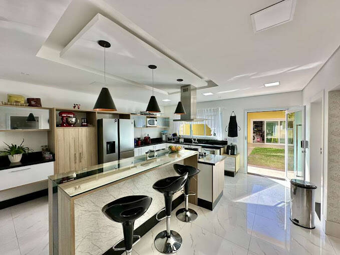 Casa de Condomínio à venda com 3 quartos, 382m² - Foto 24