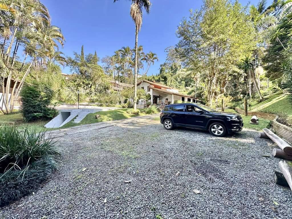 Casa de Condomínio à venda e aluguel com 3 quartos, 473m² - Foto 2