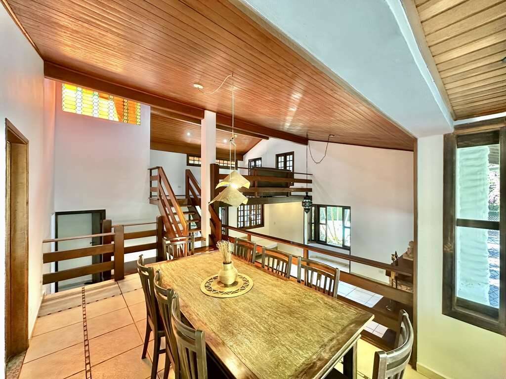 Casa de Condomínio à venda e aluguel com 3 quartos, 473m² - Foto 18