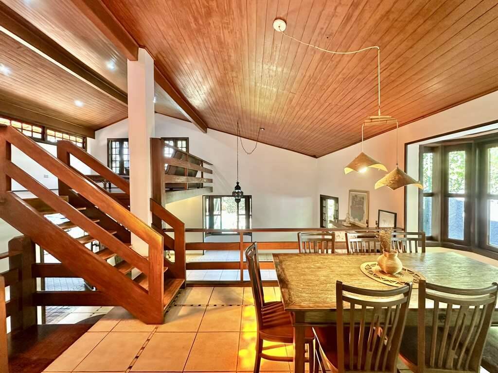 Casa de Condomínio à venda e aluguel com 3 quartos, 473m² - Foto 21