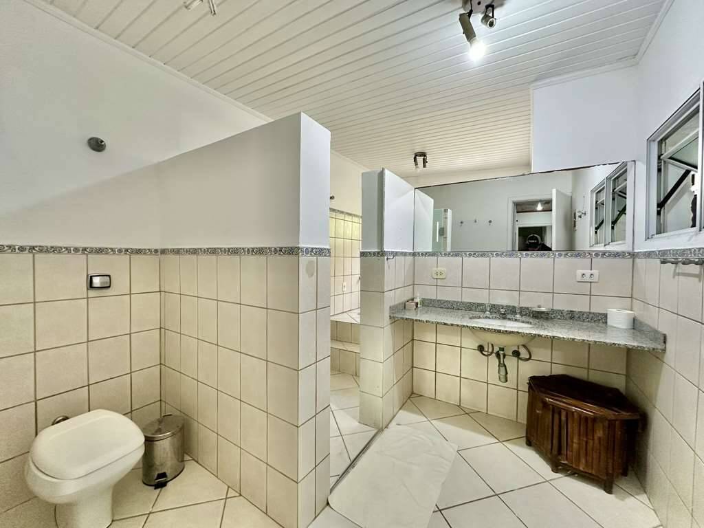 Casa de Condomínio à venda e aluguel com 3 quartos, 473m² - Foto 33