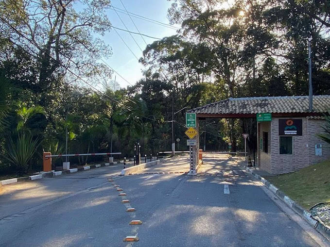 Casa de Condomínio à venda com 5 quartos, 368m² - Foto 44