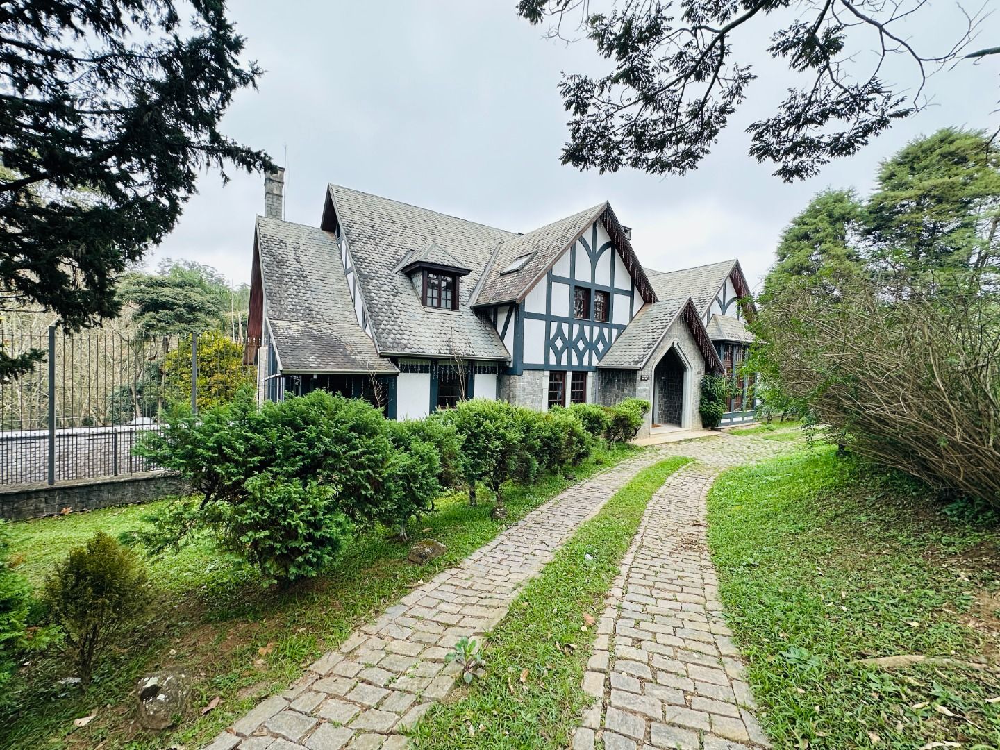 Casa de Condomínio, 5 quartos - Foto 1