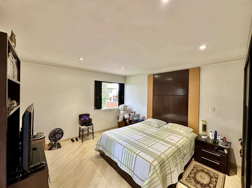 Casa, 5 quartos, 720 m² - Foto 22