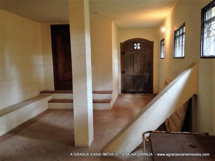 Casa à venda e aluguel com 4 quartos, 467m² - Foto 9