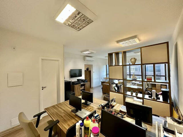 Sala para Venda em Cotia - 4